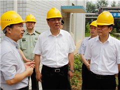　　副省長黃關(guān)春來尊龍凱時-人生就是搏常德公司檢查調(diào)研安全生產(chǎn)工作